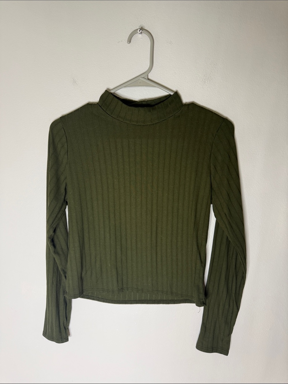 Olivia Rae Olive Ribbed Mock Neck Long Sleeve Top Medium